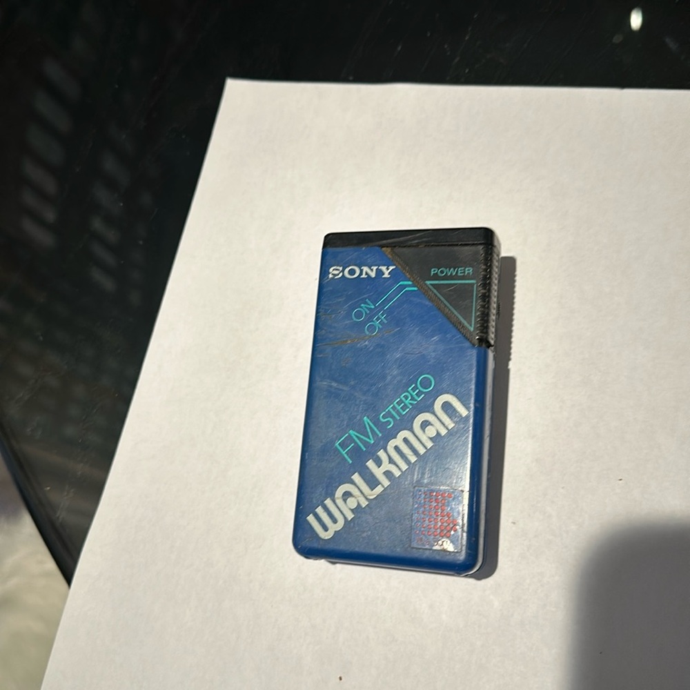 Selling  Sony Walkman